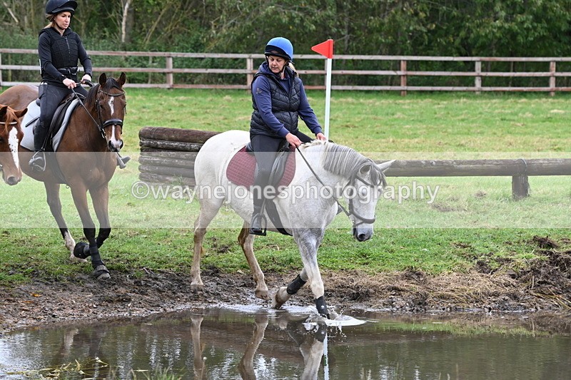 WJ6_6490 - Time at Photographer 12:41 to 13:05