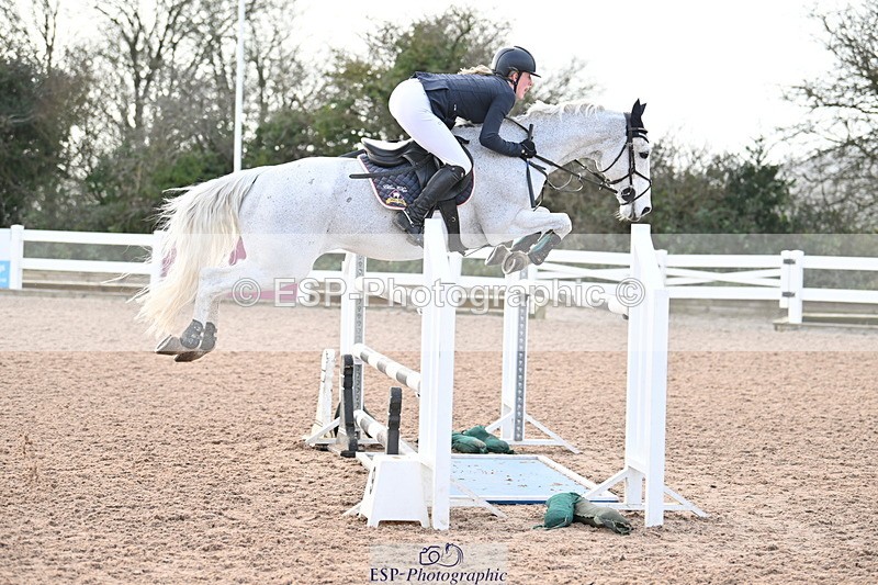 231209A-132456-01912 - Cls 13 Foxhunter & 1.20m Open