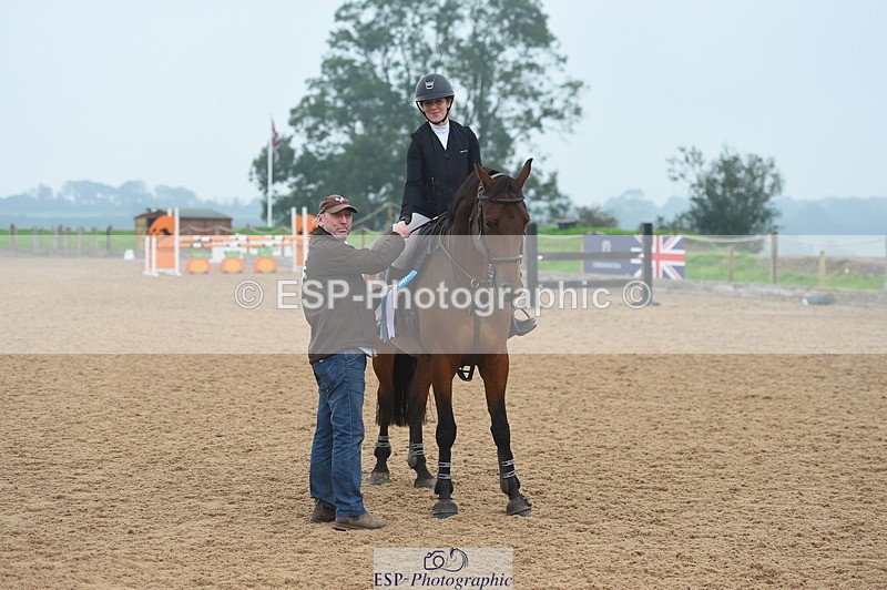 230916A-161304-05556 - Cls 18 Snr 95cm Derby