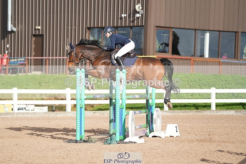 251108-132429-02714 - Cls 13 Foxhunter and 1.20m Open