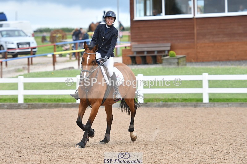 240727A-155120-06405 - Cls 24 1.05m Amateur Qualifier