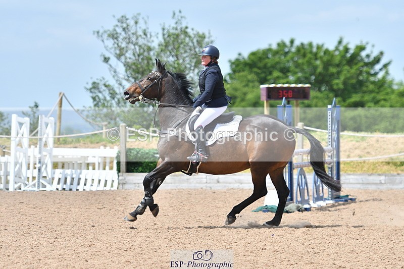 240609A-112026-04513 - Cls 17 Snr 1.05m Open