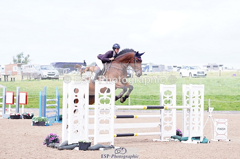 240804A-152816-11432 - Cls 46 Snr Foxhunter
