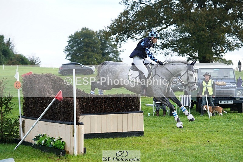 231021-092632-13278 - 621-QUALITY.BLUE-Lucy.Boultbee-brooks-SC+XC