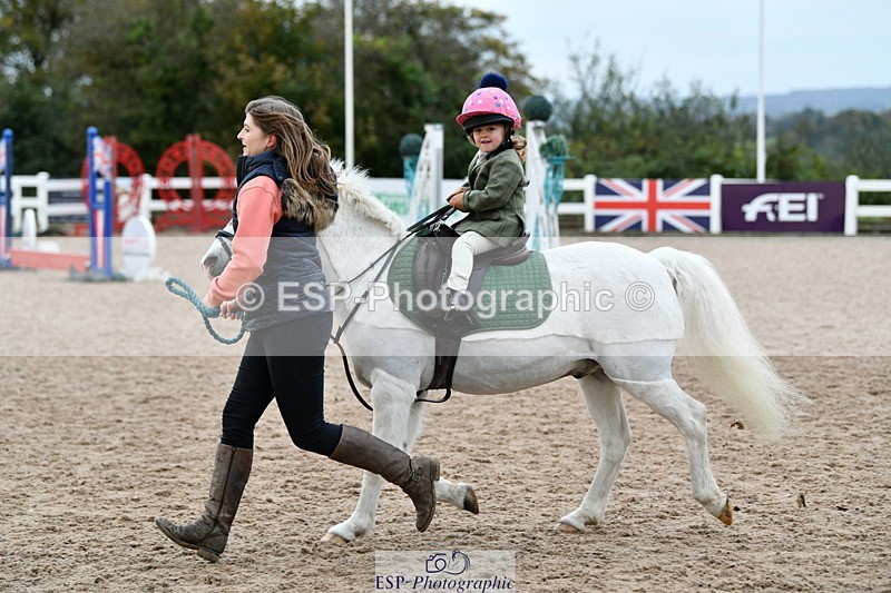 241013B-084447-00009 - Cls 1 Clear Round