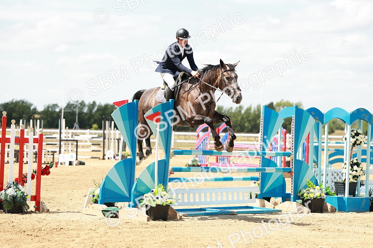 SBM_007412 - Class 3 - Senior Newcomers - 1.10m Open