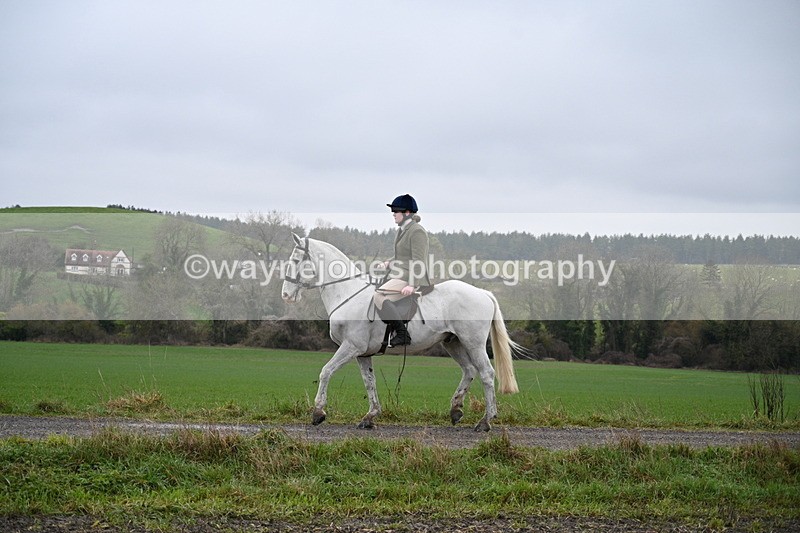 WJ7_9639 - Walk out..