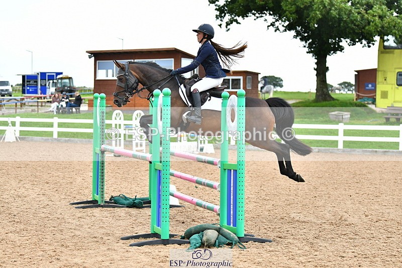 230819A-123034-00531 - Cls 26+28 Pony Foxhunter & 1.15m