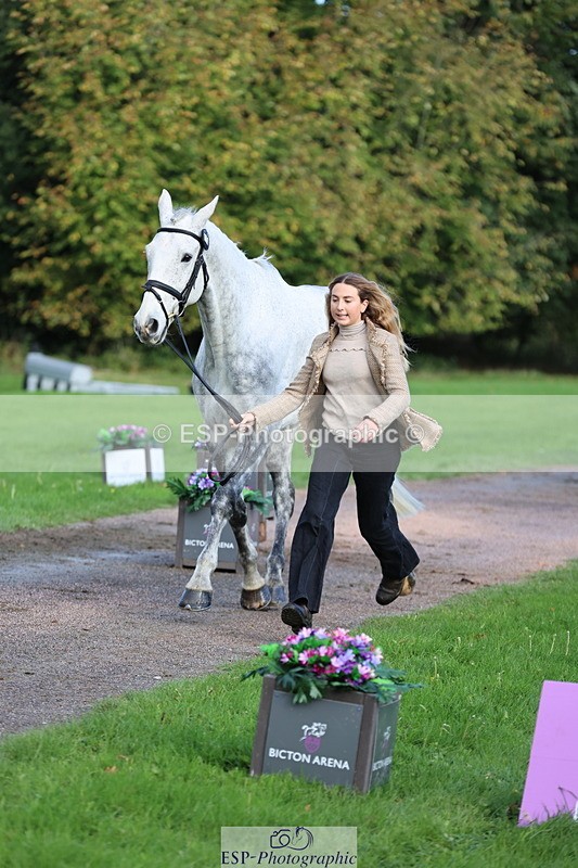 251026A-101910-22877 - D-329-Clementine.Montgomerie