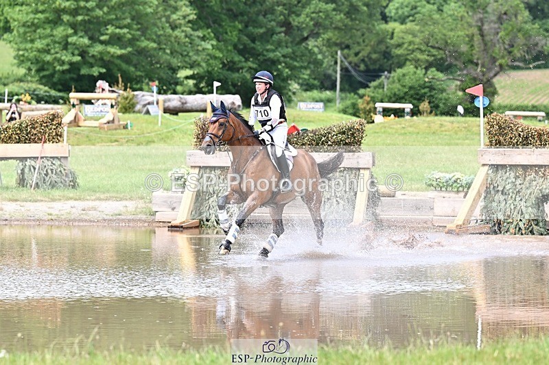 260531A-131144-24050 - G-710-Alexandra.Knowles