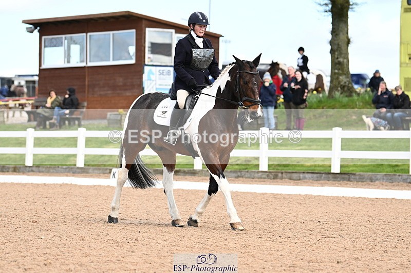 240324A-130112-02768 - Novice 27, 12.30 to 13.50