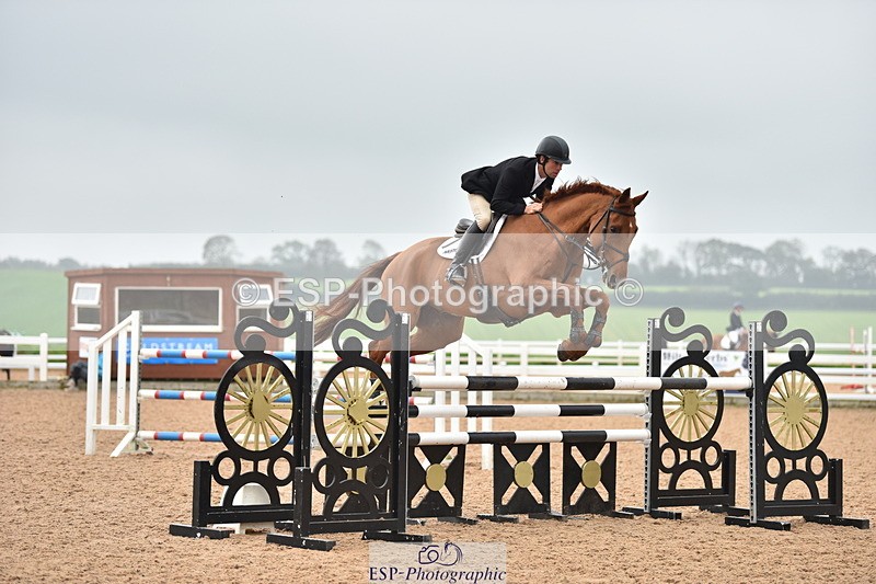 231011A-141520-00673 - Cls 5 Foxhunter & 1.20m Open