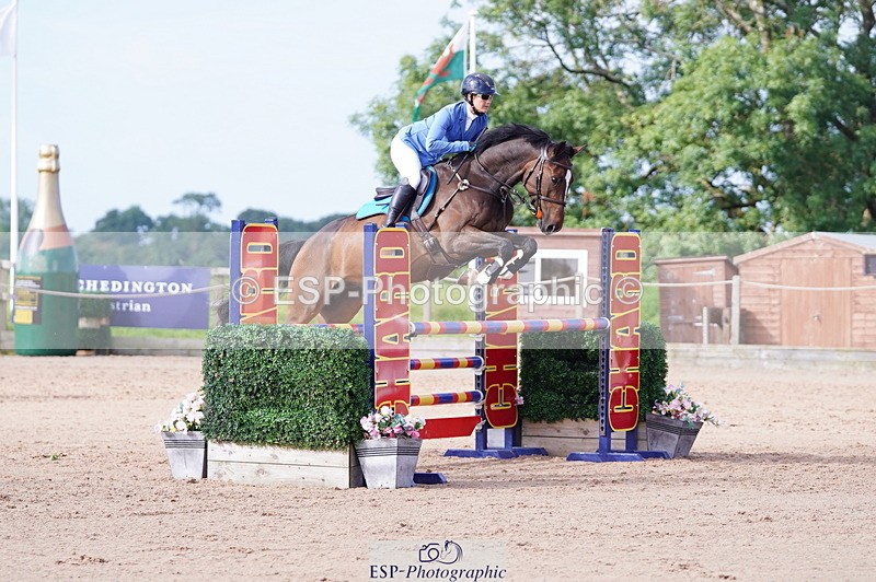 240803A-090812-06725 - Cls 28 Snr Newcomers