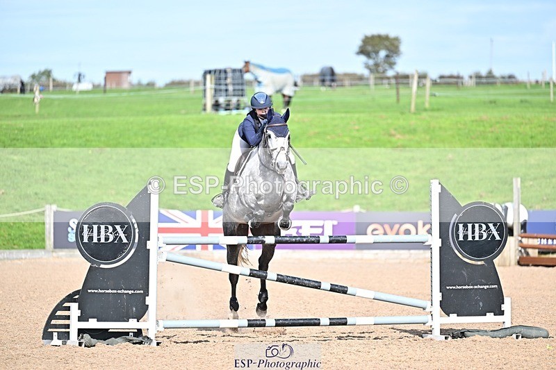 251001-144251-00481 - Cls 6 Foxhunter and 1.20m Open