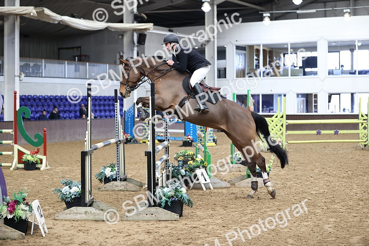 SBM_005901 - Class 16 - Senior Newcomers - 1.10m Open