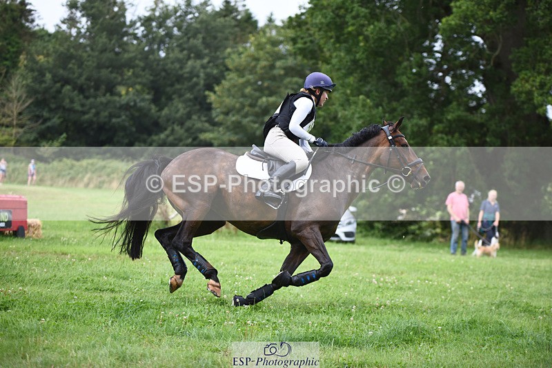 240804-105132-10839 - 304-Octavia_Madden-NENAGH_II