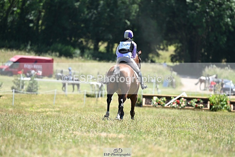 240629X-141640-4114 - 204-Becca_Robinson-VINNIE_SPARKLES