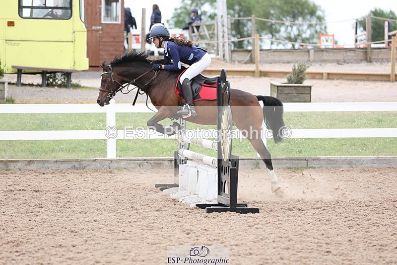 240630A-182837-16414 - Cls 28 Stepping Stones 128cm + 138cm