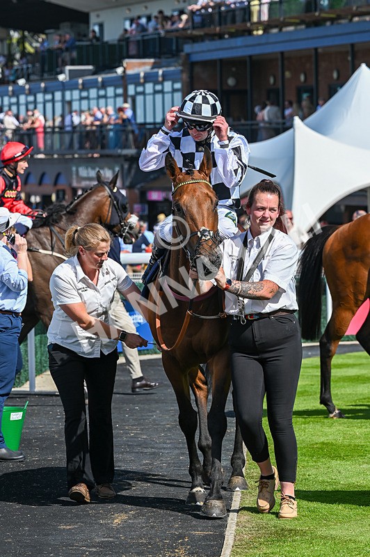 300526-Race 5-Glenfinnan-6484 - Race 5 16.00pm Happy Birthday Colin 'Spud' Stamford Handicap