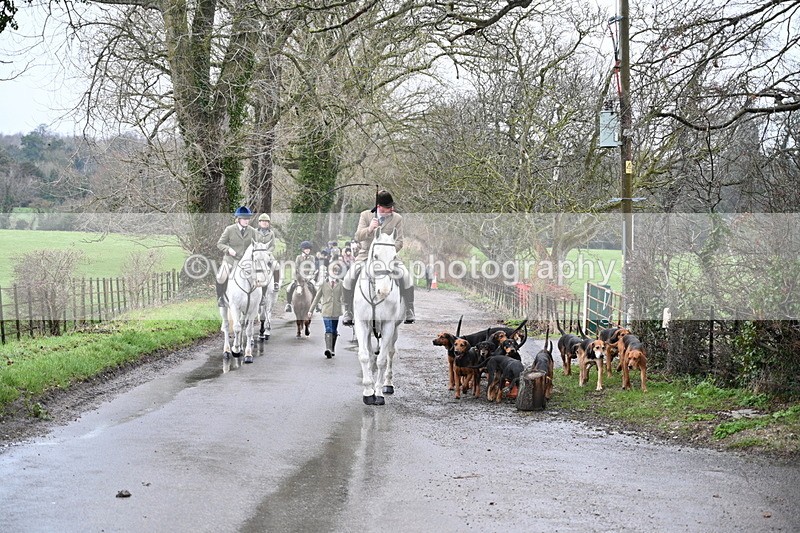 WJ7_9352 - Walk out..