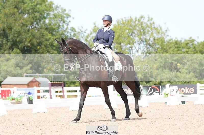 250815-130507-01173 - 017-elaine.scottFlorava