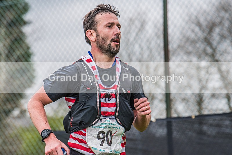 3 Peaks-2039 - The 3 Peaks Race - The Finish - Saturday 29th April 2023