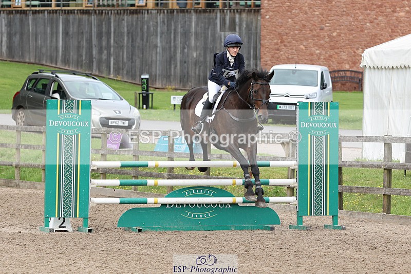 240804-114041-12741 - 454-Bella_Stevens-TOTALLY_WORTH_IT