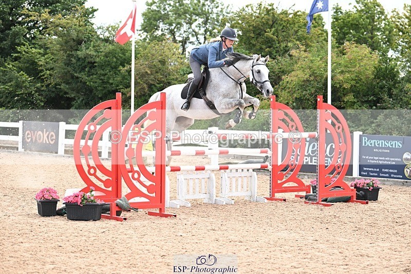 250723-154924-01233 - Cls 6 Foxhunter and 1.20m