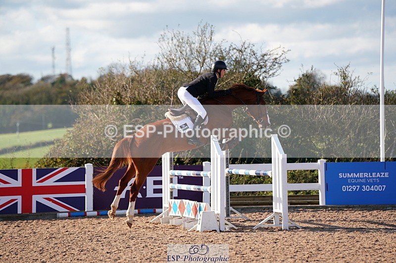 241027A-140400-03085 - SUN Cls 15-17 Children on Horses
