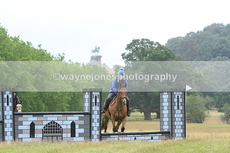 IMF_1579 - Time at Castle Jump 09:18 to 10:15