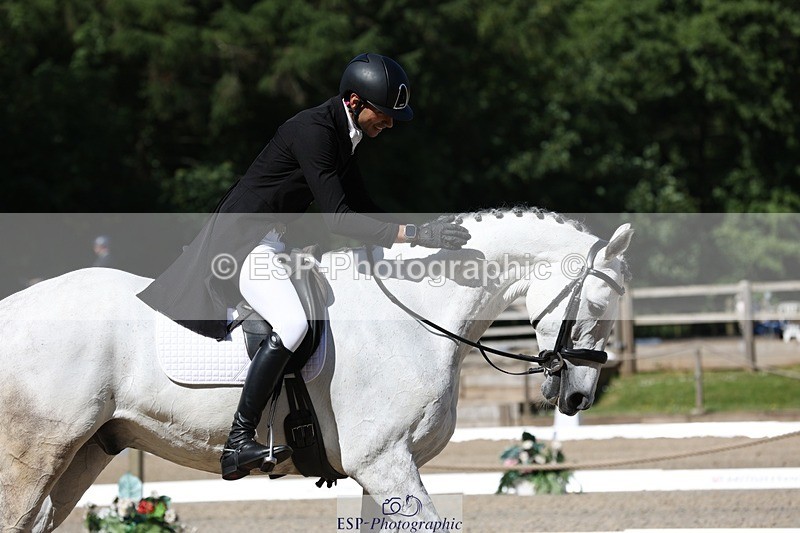 230526-101531-05218 - 359-LONG_BEACH-Giorgio_Nardilli-WEDTrotUp+DR