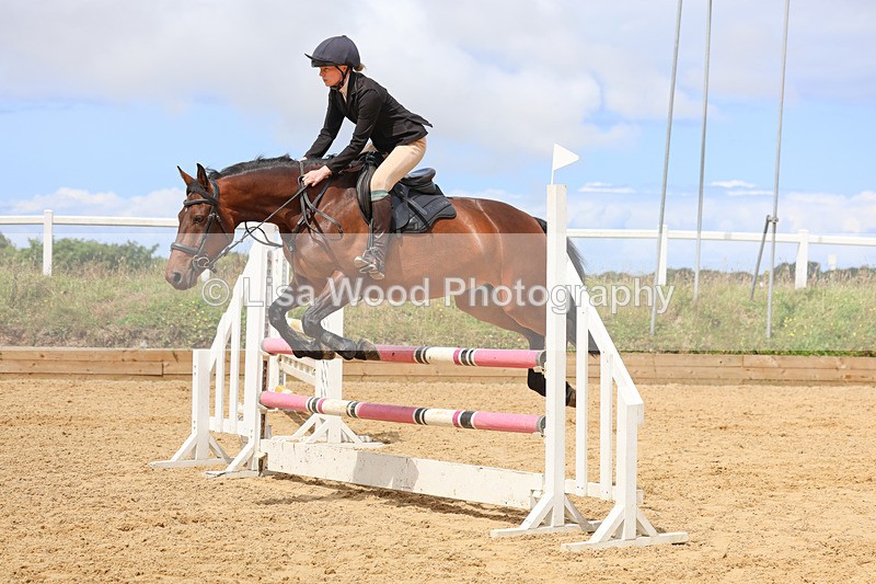 3E7A0061 - Class 9: Senior British Novice/90cm open