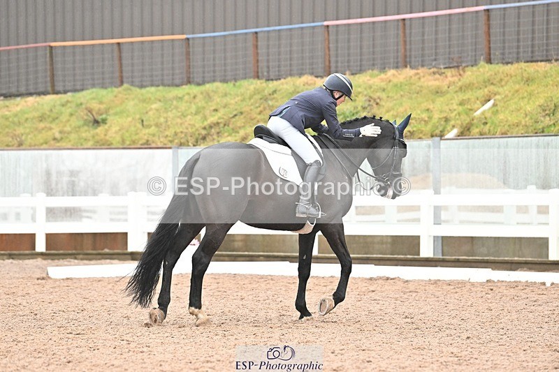 250215-121205-03352 - 228-Louise.Hutchinson-Shovern.Noire