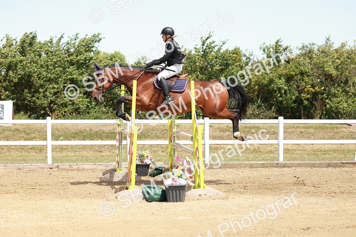 SBM_007399 - Class 3 - Senior Newcomers - 1.10m Open
