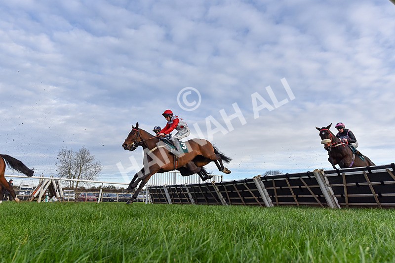 211125-Race 4-Silver Hill-3257 - Race 4