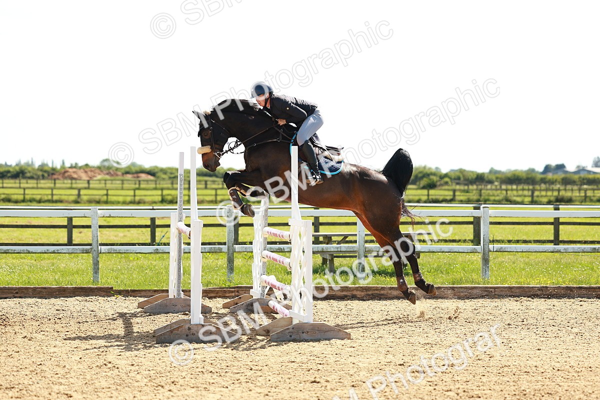 SBM_002738 - Class 4 - Senior Newcomers - 1.10m