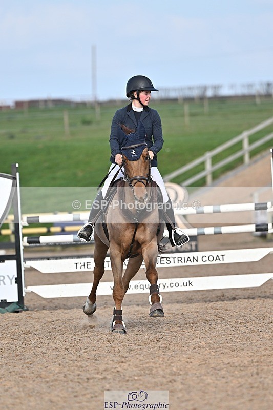 250326-145011-01259 - Cls 6 Foxhunter and 1.20m