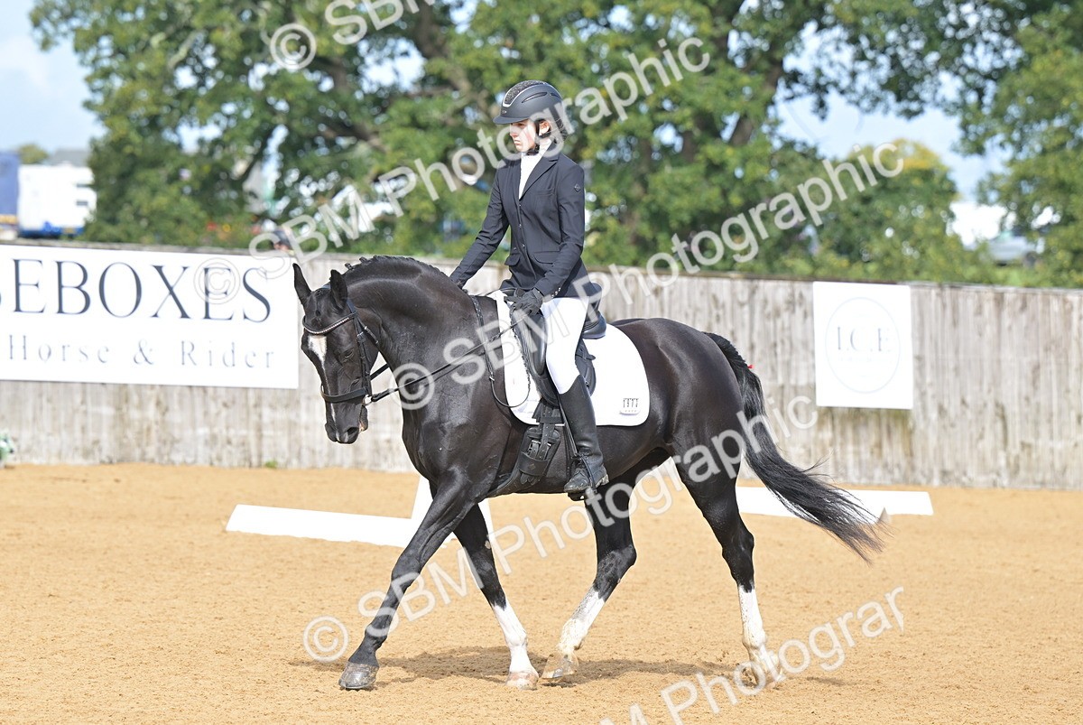 SBM_03769 - D2 - Small Tour Championship Intro 2