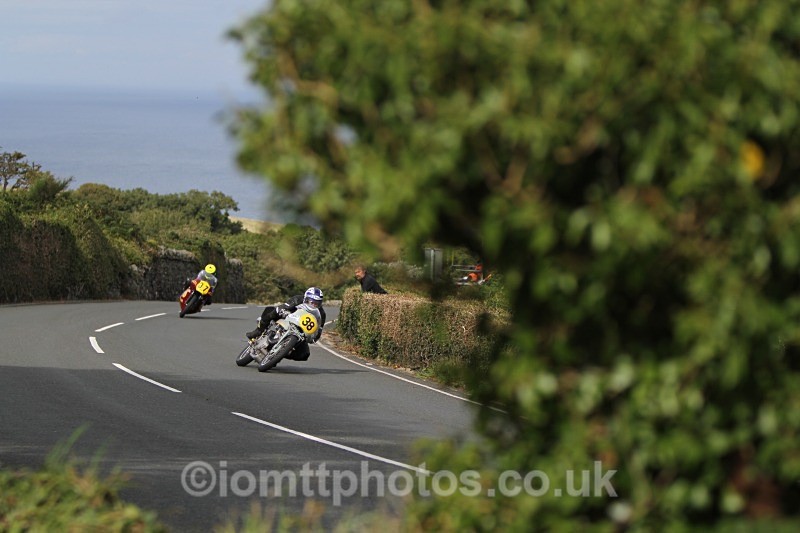 FOM_9638 - Bennetts 500cc Classic TT Race
