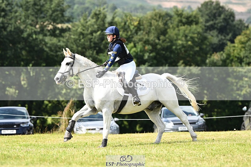 240825X-113030-32054 - 70cm XC 11.00 to 12.00