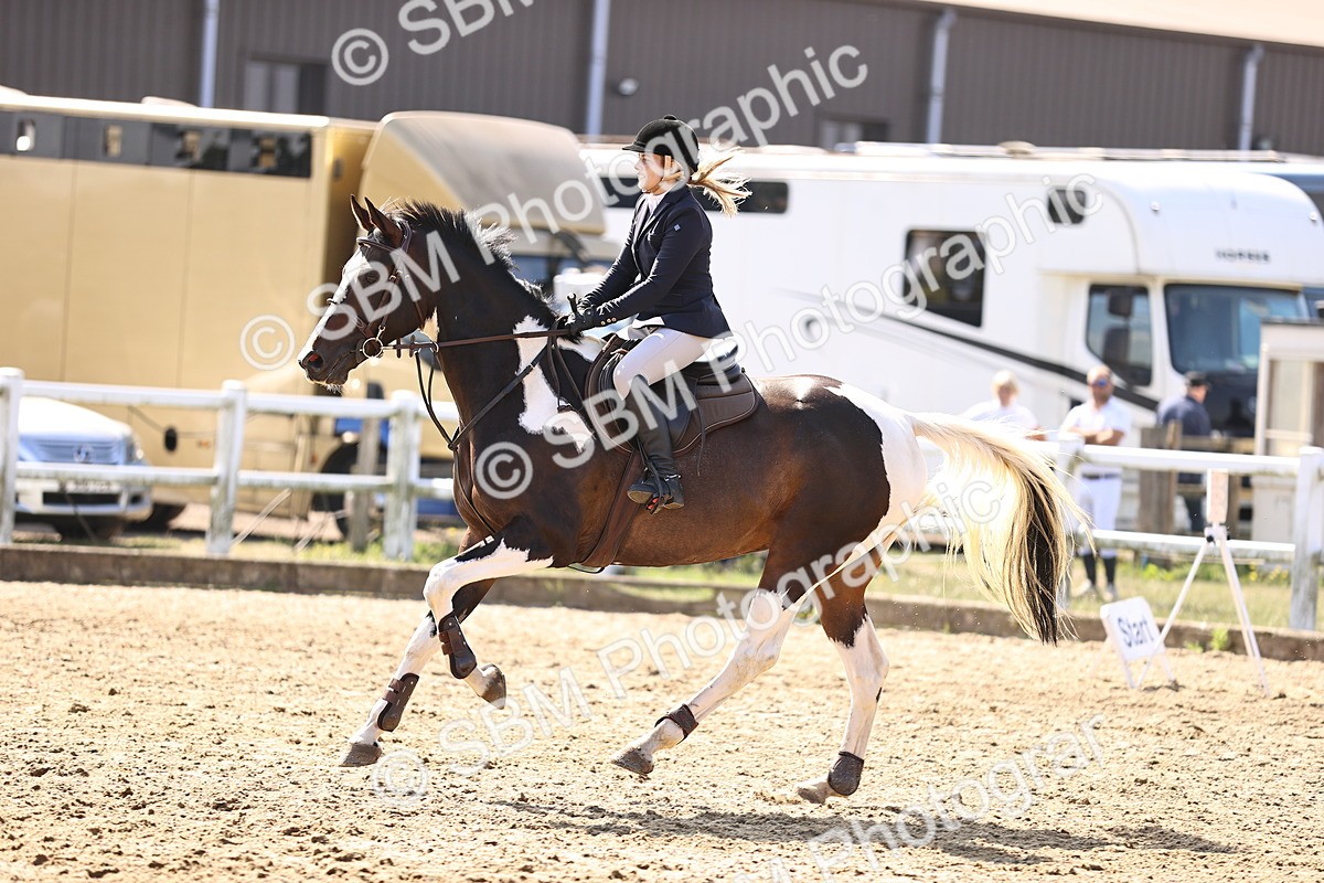 SBM_005815 - Class 9 - Senior British Novice - 90cm