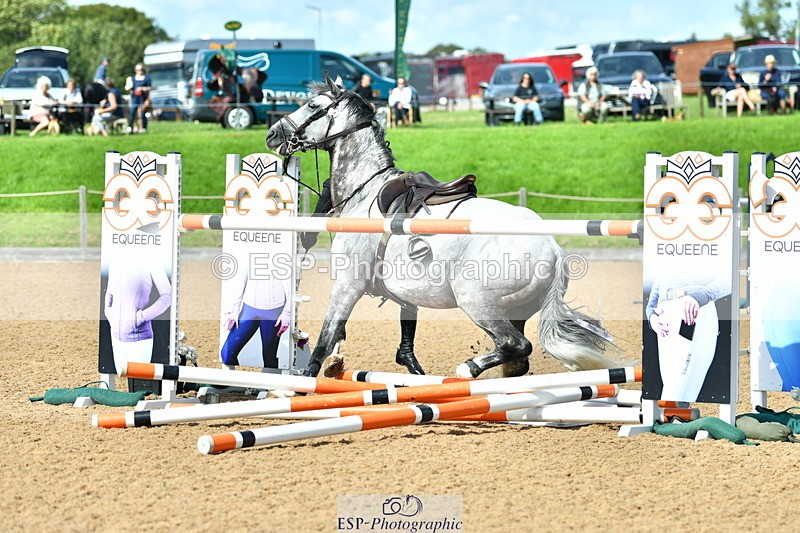 230811A-153311-05898 - Cls 24 Nat 1.30m Open