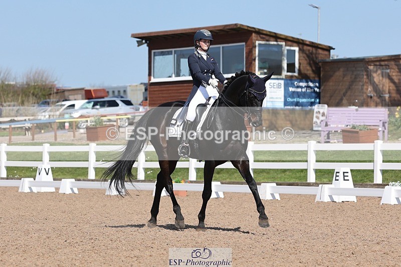 250405-144909-11466 - 069-India.Hamilton-Burnet-Kissingdale