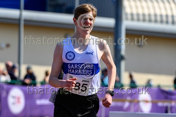 West25Sat-926763 - Track Male