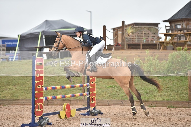 250830-123248-01727 - A-020-Anna.Passmore