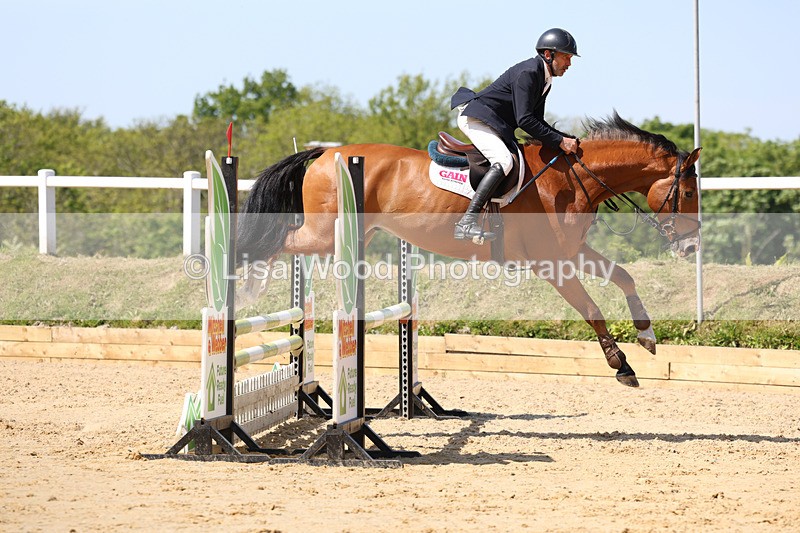 3E7A5895 - Class 4: Senior BN/90cm open