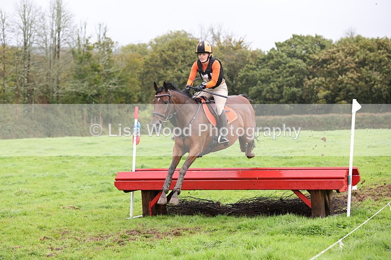 1X9A1909 - Class 4: 80cm Red Table