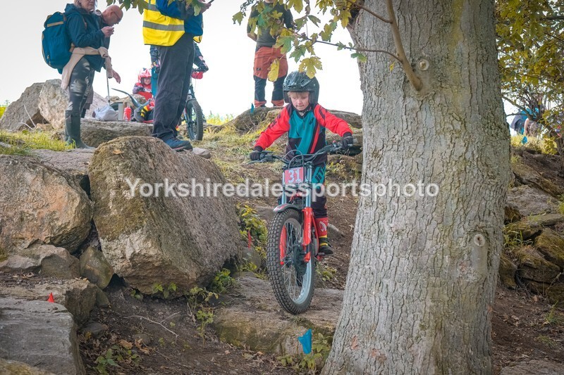 DSCF0447 - Ripon MC Trial 27/09- kids