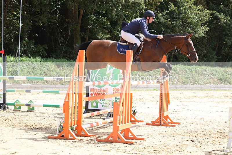 3E7A1966 - Class 9: Senior Foxhunter/1.20 open