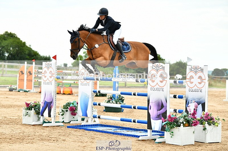 230720A-152452-03854 - Cls 9, 2 Star Big 1.40m Start to break